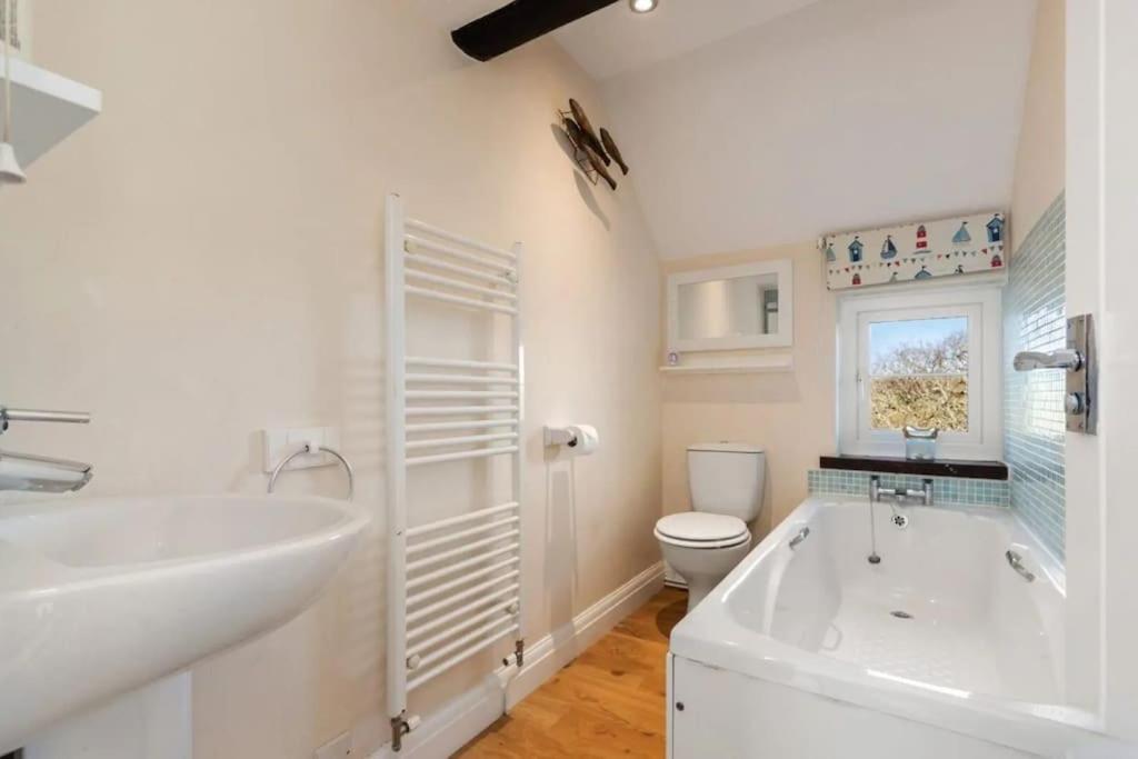 Meadowsweet Cottage Jacuzzi Edition Saundersfoot Exterior foto
